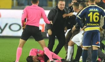 FS Turske suspendovao fudbalska takmičenja