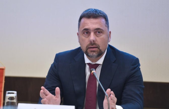 Đurović: Najavljeno povećanje PDV-a na 21% za ugostitelje je još jedan loš potez Spajićeve Vlade