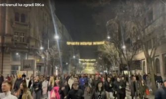 Beograd: Počeo osmi protest ispred zgrade RIK-a; Građani: Ako se ovo dopusti, mi više izbora nemamo