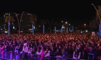 Novogodišnji spektakl u Baru: Brena oborila rekorde dočeka Nove godine