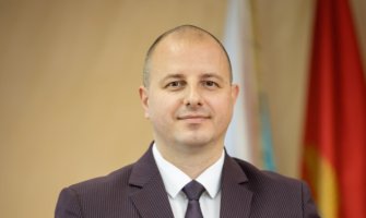 Milović: Pokrenuta spirala potpunog uništenja crnogorske ekonomije