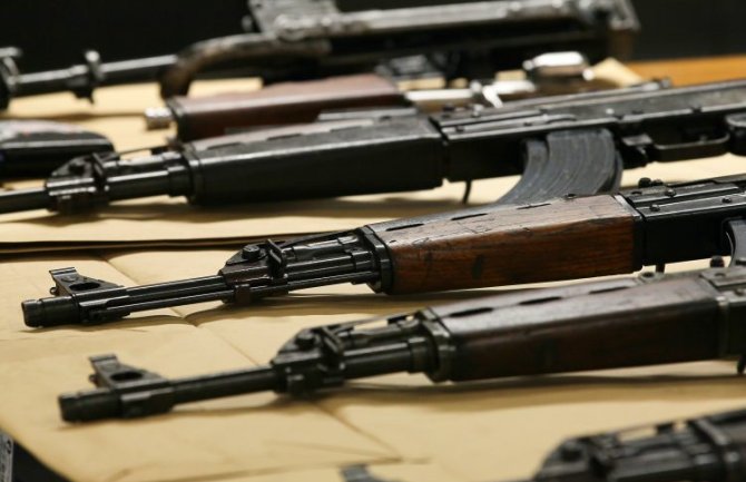 “Jedna politika za birače, druga za Ameriku“: Izvoz srpskog oružja u Ukrajinu