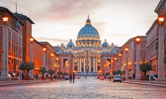 Vatikan: Svešteniku dvije i po godine zatvora zbog zlostavljanja maloljetnika