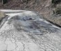  Andrijevica: Asfalt na putu preko Trešnjevika pretvoren u rupe i kratere