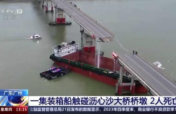 U udaru teretnog broda u most u Kini, poginulo najmanje dvoje ljudi