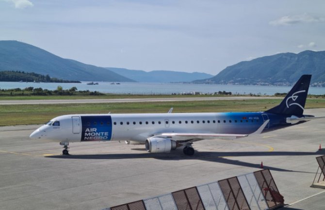 Odgođen let Beograd - Podgorica: Dojava o bombi u avionu Er Montenegra