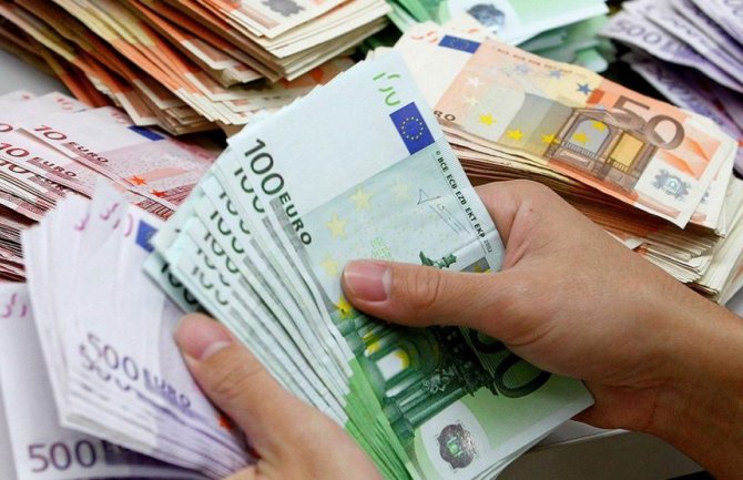 Uhapšen osumnjičeni za razbojništvo u Podgorici: Od ženske osobe otuđio novac u vrijednosti od 2000 eura