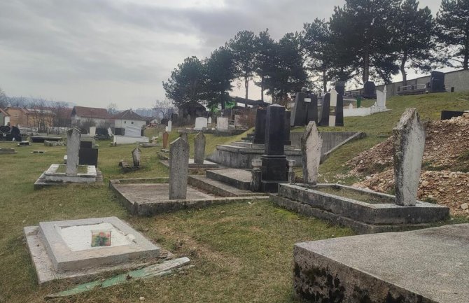 Spor oko islamskog groblja u Nikšiću: Kosti uzburkale strasti