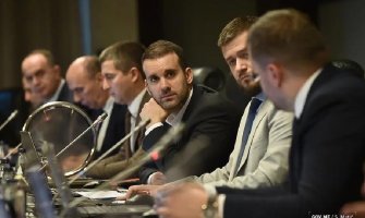 PES nudio Radovića, ministar ne odstupa