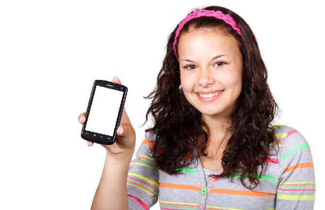 Tri četvrtine tinejdžera u SAD srećno i mirno kada ne nosi mobilni telefon