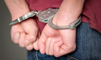 Nikšić: Uhapšen muškarac, osumnjičen za nasilje u porodici