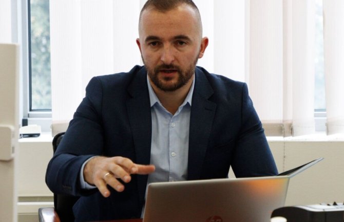 Gazdić o asfaltnoj bazi na Cijevni: Investitor mora poštovati mjere za sprječavanje ili otklanjanje štetnih uticaja