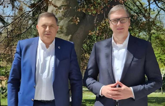 Server: Vučić i Dodik iznijeli svoje planove, oružane snage BiH, EUFOR i NATO moraju biti spremni