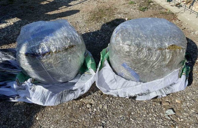 Uhavaćeni krijumčari droge: Na leđima nosili vreće pune marihuane