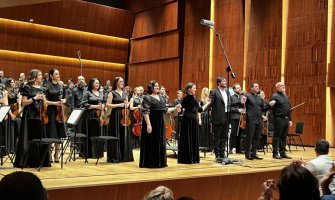 Višeminutni aplauzi za Crnogorski simfonijski orkestar i Zbor Hrvatske radiotelevizije na koncertu u Muzičkom centru