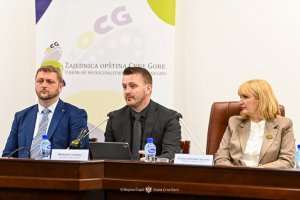 Održan okrugli sto „Decentralizacija u Crnoj Gori – gdje smo, a gdje treba da budemo?”
