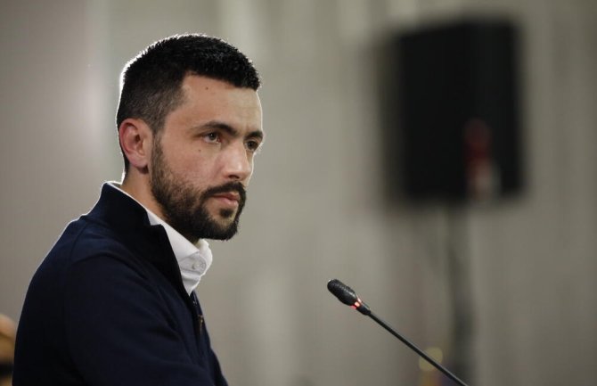 Živković: Vlada da odluči da li Milić treba da ostane direktor ANB-a