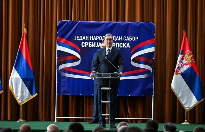 Vučić: U deklaraciji se ne govori o razdruživanju, srpski nacionalni interes je ekonomija