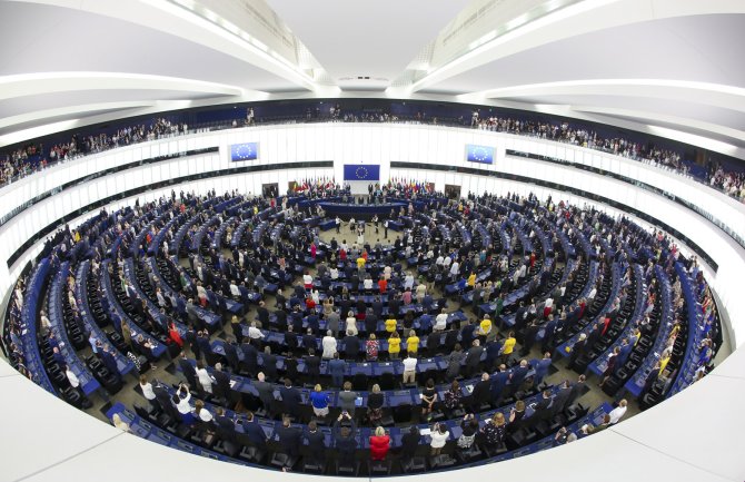 Šestorica lidera dogovorili ko će biti na glavnim funkcijama u EU