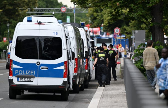 Njemačka: Ubijen napadač koji je usmrtio sunarodnika i ranio troje dok su gledali prenos EP