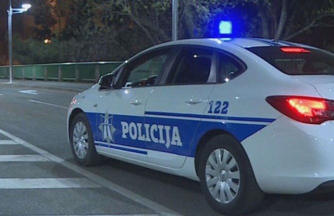Nikšić: Zbog napada na policajce uhapšene tri osobe