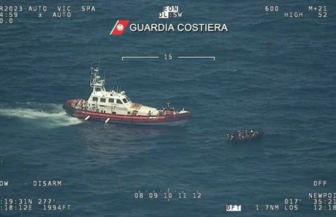 Na brodu koji je potonuo stradalo 15 djece, dogodio se i strašan zločin: Silovao i ugušio tinejdžerku pred majkom