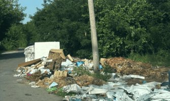 Nastavljaju se problemi sa odlaganjem otpada u Podgorici: Formirana mini deponija u Tološima