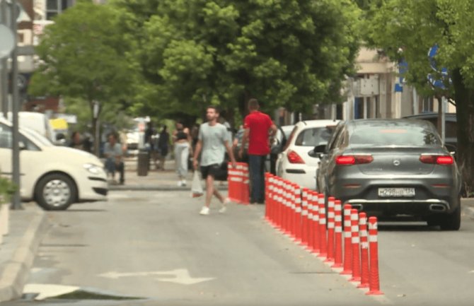 Saobraćajni haos u Podgorici: Dnevno izdaju više od 30 prekršajnih naloga