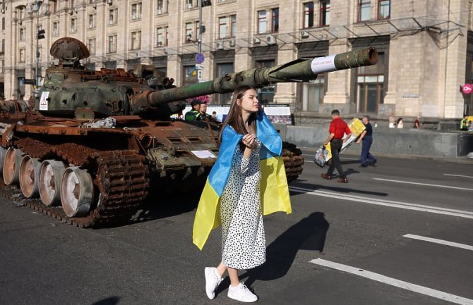 Šta se jučer dešavalo u Kijevu: Ukrajinci tvrde da su spriječili državni udar i preuzimanje vlasti