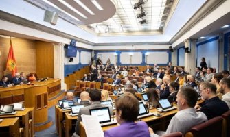 Reakcija saborskih poslanika na Rezoluciju o Jasenovcu