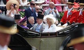 Britanski kralj Charles i kraljica Camilla hitno evakuisani zbog sigurnosne prijetnje
