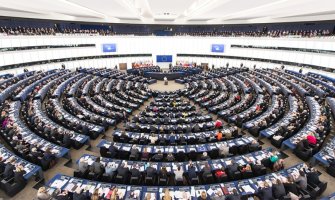 Konstituisan novi saziv Evropskog parlamenta: Najmlađa poslanica iz Austrije, najstariji poslanik iz Italije