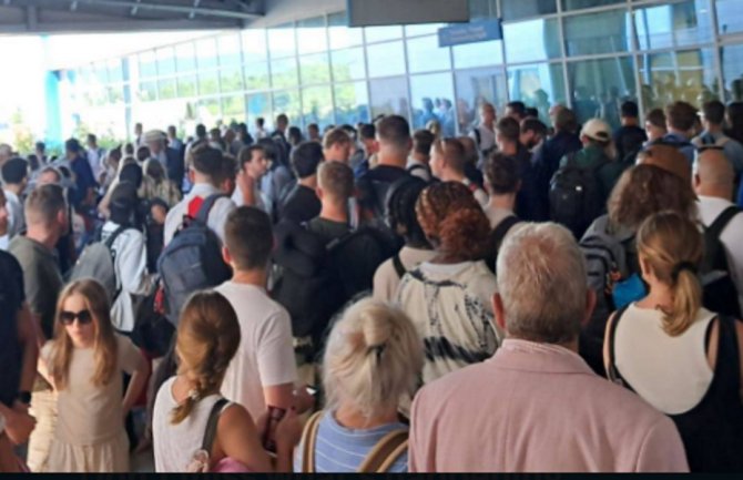 Haos na tivatskom aerodromu uzrokovan nestankom struje