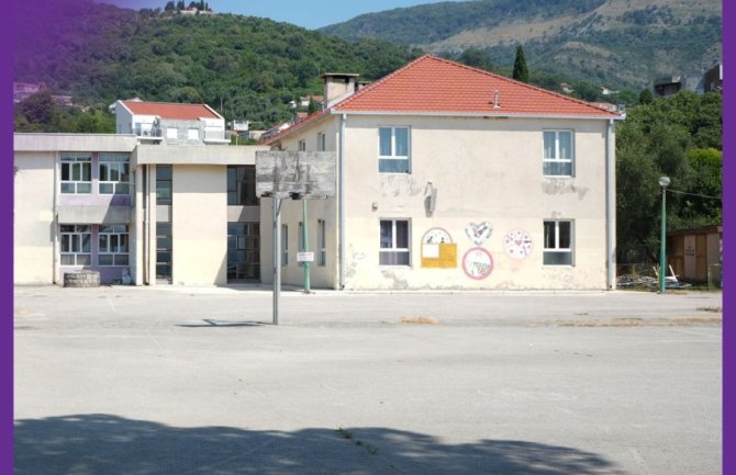 Jakšić Stojanović obišla školu i vrtić u Bijeloj