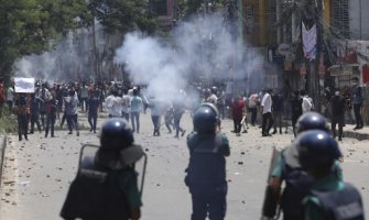 U Bangladešu zbog sukoba studenata i policije prekinut internet