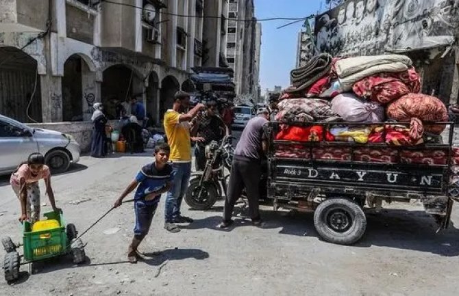 Strahote rata u Gazi: Palestinci se stalno sele u potrazi za sigurnijim mjestom