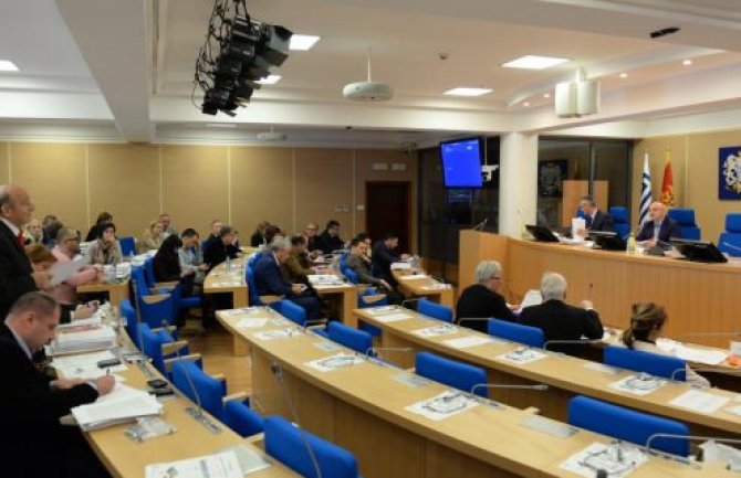 Odbornici Evropskog saveza: Izvjesno da će građani Podgorice vrlo brzo na birališta
