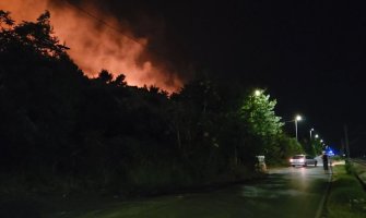 Vatromet izazvao veliki požar na Gorici: Sve raspoložive ekipe na terenu