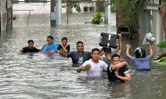 Na Filipinima poginulo 20 ljudi u tajfunu Gaemi